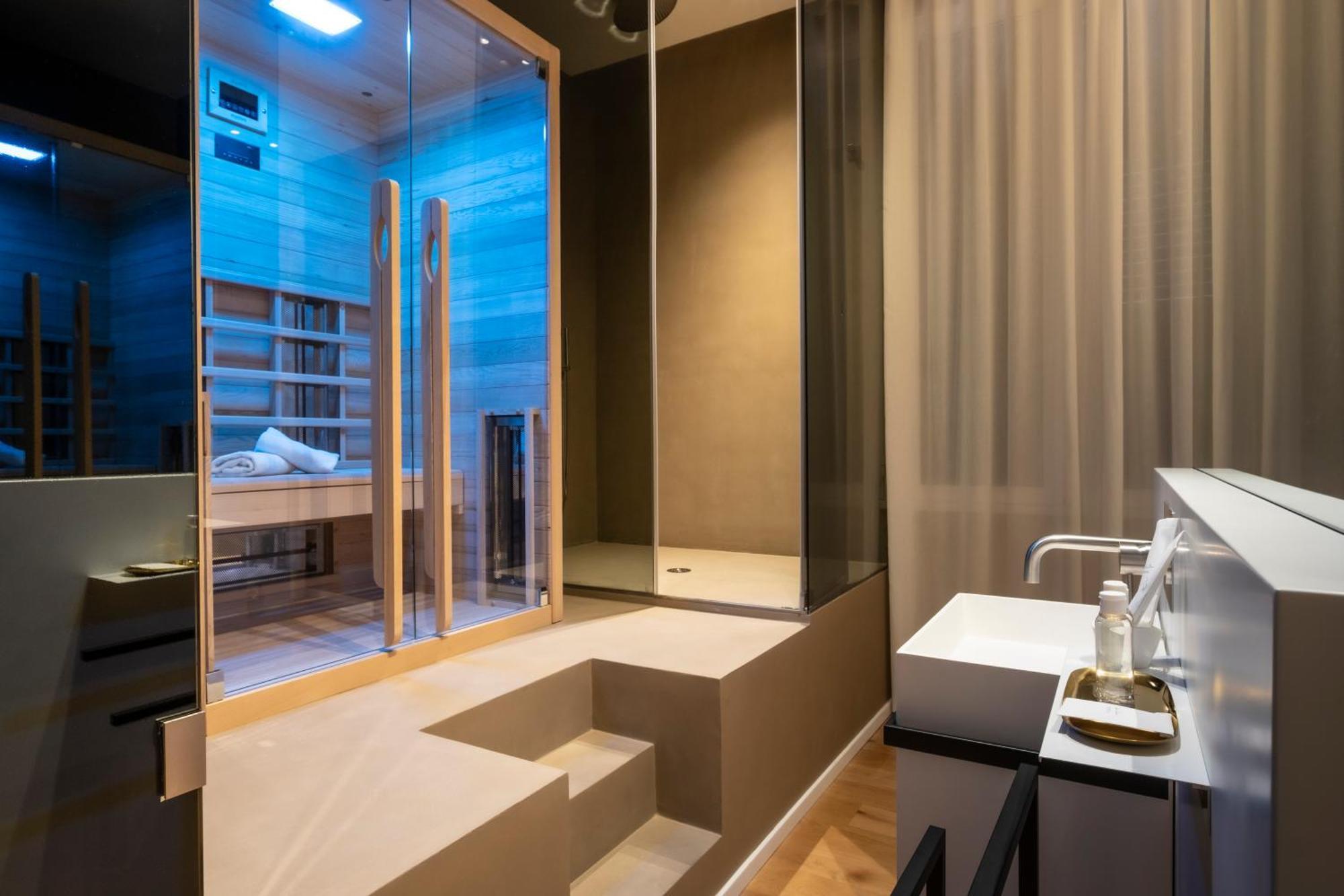 Amorgiu Luxury Suites — Photos 2